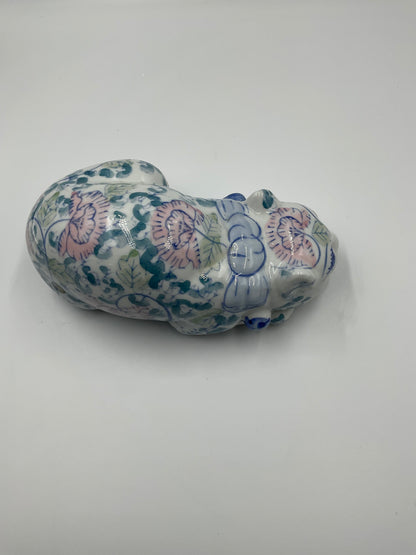 Vintage porcelain cat figurine