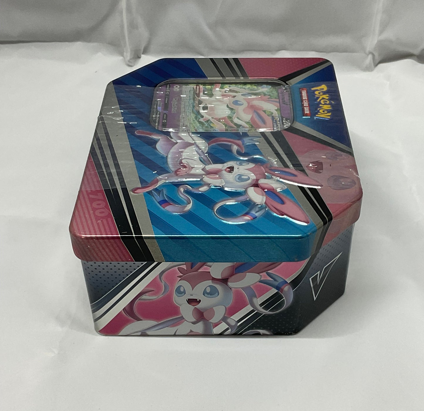 Pokemon V Heroes Tin Sylveon 5 Booster Pack Tin and Foil Card Trading Card Game TCG New Factory Sealed