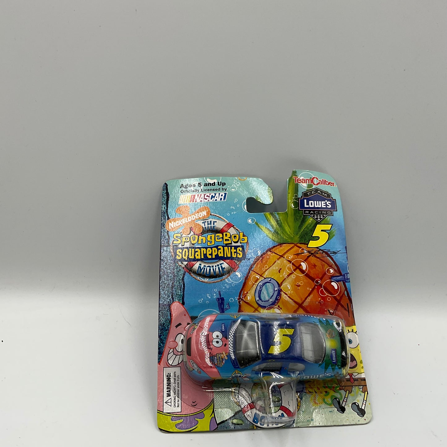 NASCAR #5 The SpongeBob Squarepants Movie Theme Die Cast Replica #5 Kyle Busch