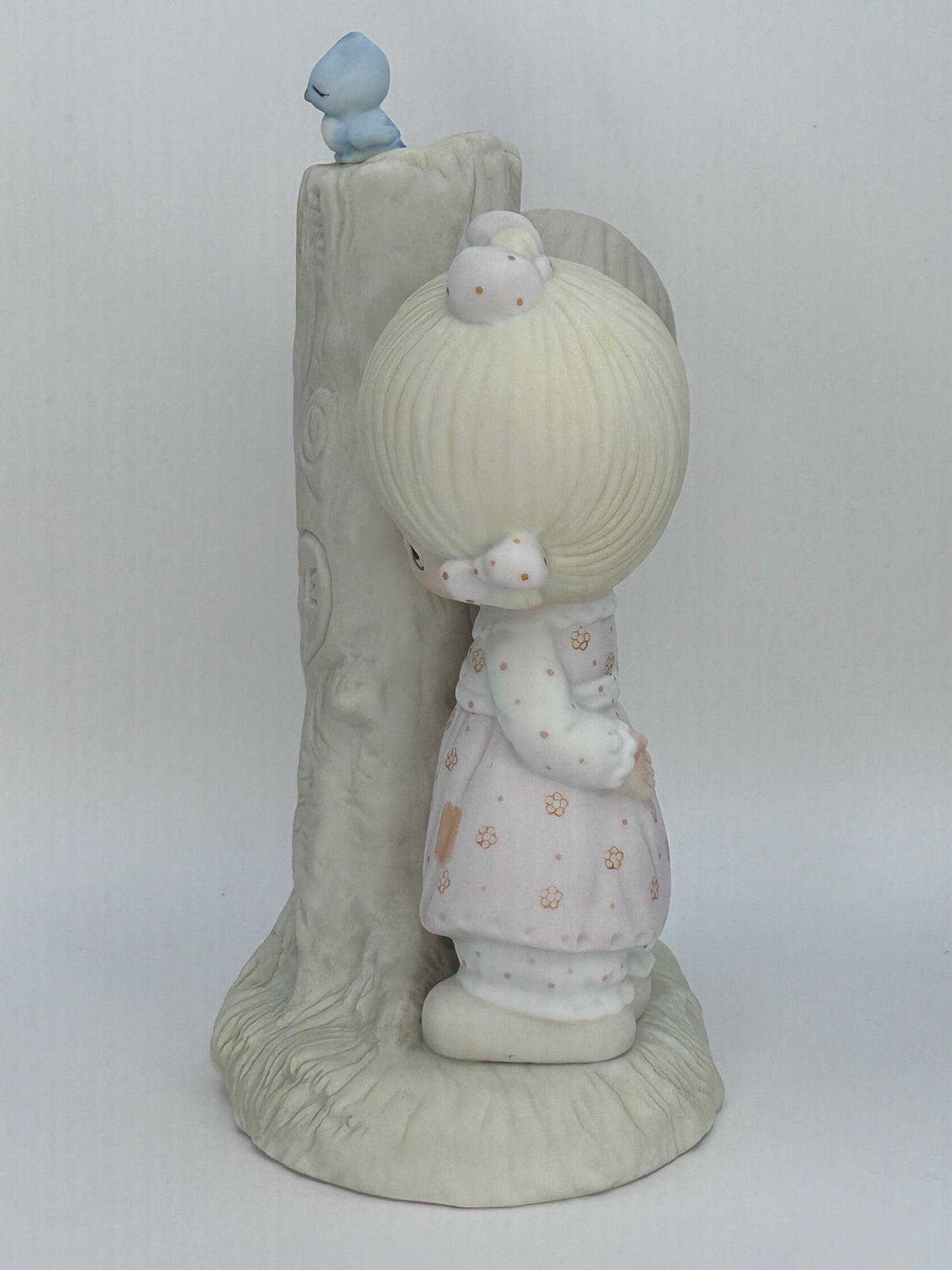 Precious Moments Vintage 1979 Thee I Love Hand Painted Porcelain Collectible Figurine Original Box Mint