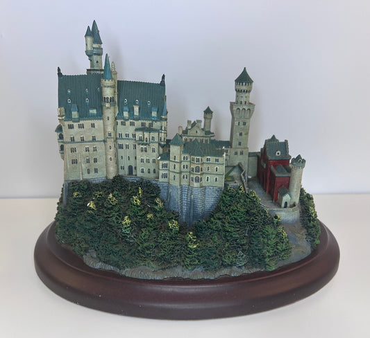 Neuschwanstein Castle Collectible Lenox Great Castles of the World Collection Original Box with COA
