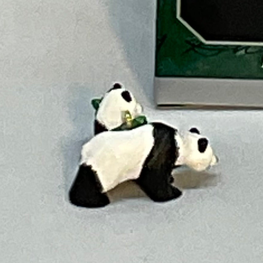 1998 Hallmark Keepsake Miniature Ornament "Peaceful Pandas" NIB Noah's Ark
