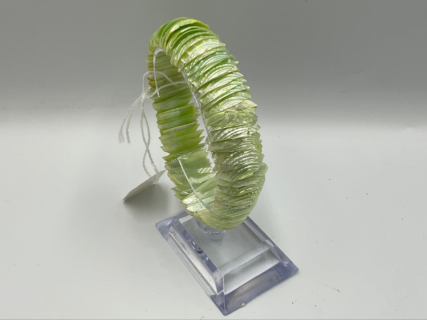Vintage Green Shell Stretch Bracelet