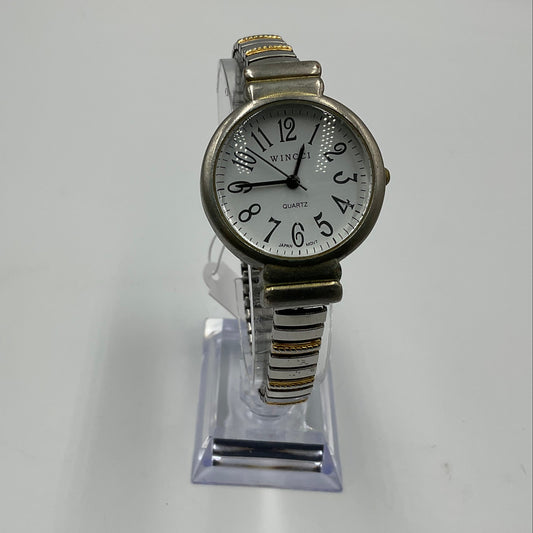 Wincci Two-Tone Expandable Band Quartz Watch New Battery Working Condition
