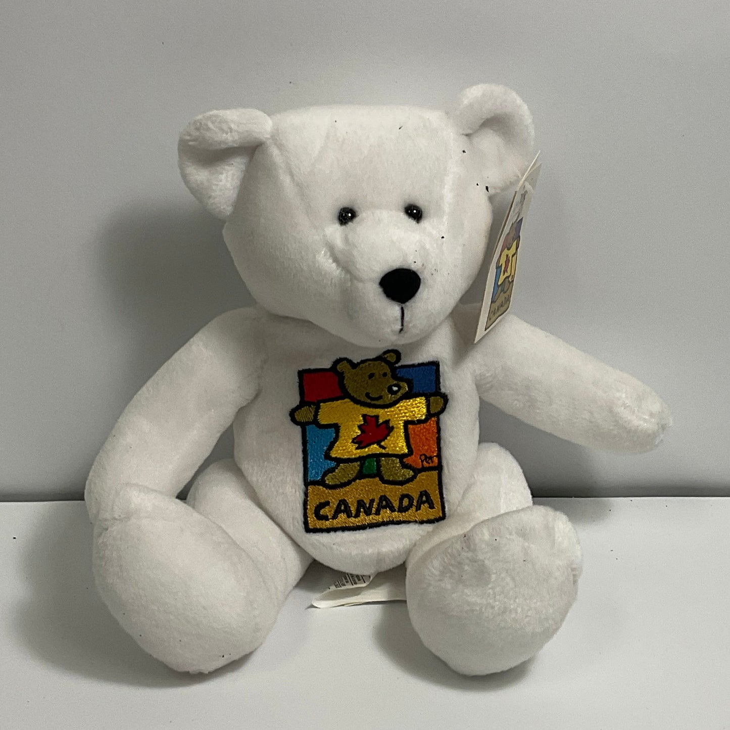 Willy Bear Vintage Canada Beanie New with Tags #99007