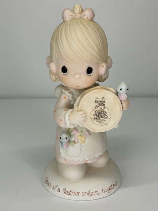 Precious Moments Vintage 1986 Symbol of Membership Birds of a Feather Collect Together