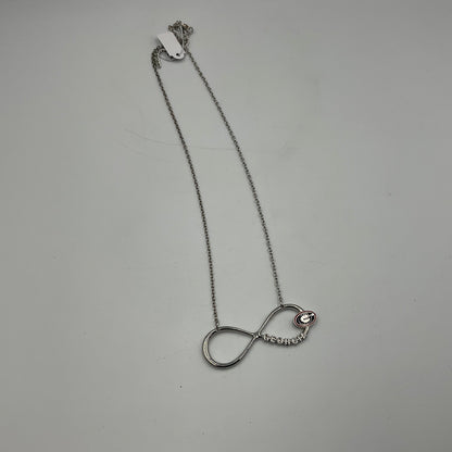 Georgia Bulldogs Infinity Necklace