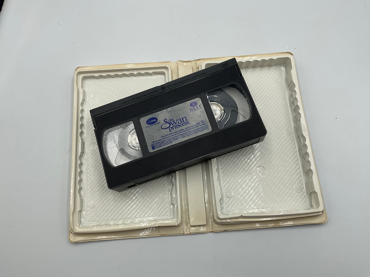 Vintage the Swan Princess VHS 1995 Turner Home Entertainment Clamshell Tape