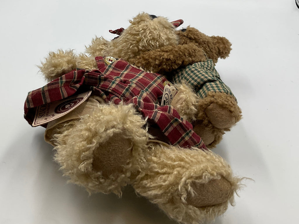 The Boyds Collection Momma McNew with Hugsley Plush Teddy Bears
