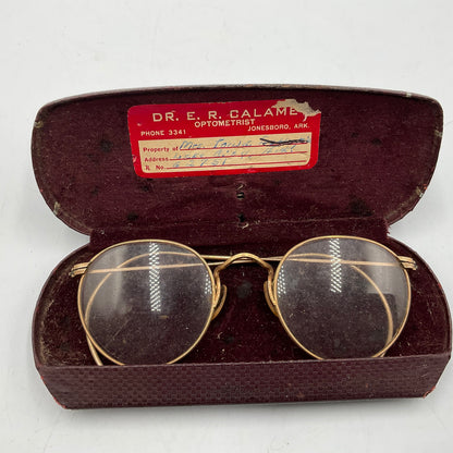 Vintage Round wire rim Spectacles in Velvet Lined Case