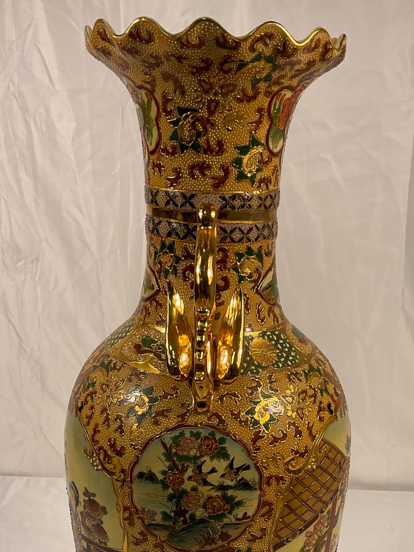 Royal Sasuma Vintage Hand-Painted Porcelain Vase Ornate Japanese Design