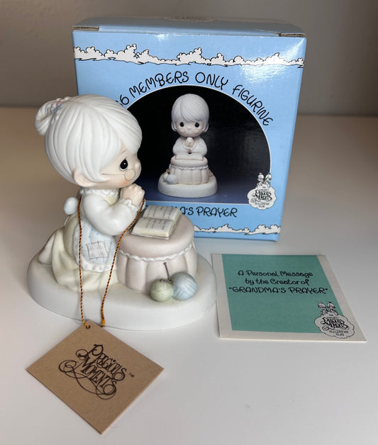 Precious Moments Vintage 1986 Members Only Figurine Grandma's Prayer Original Box Mint
