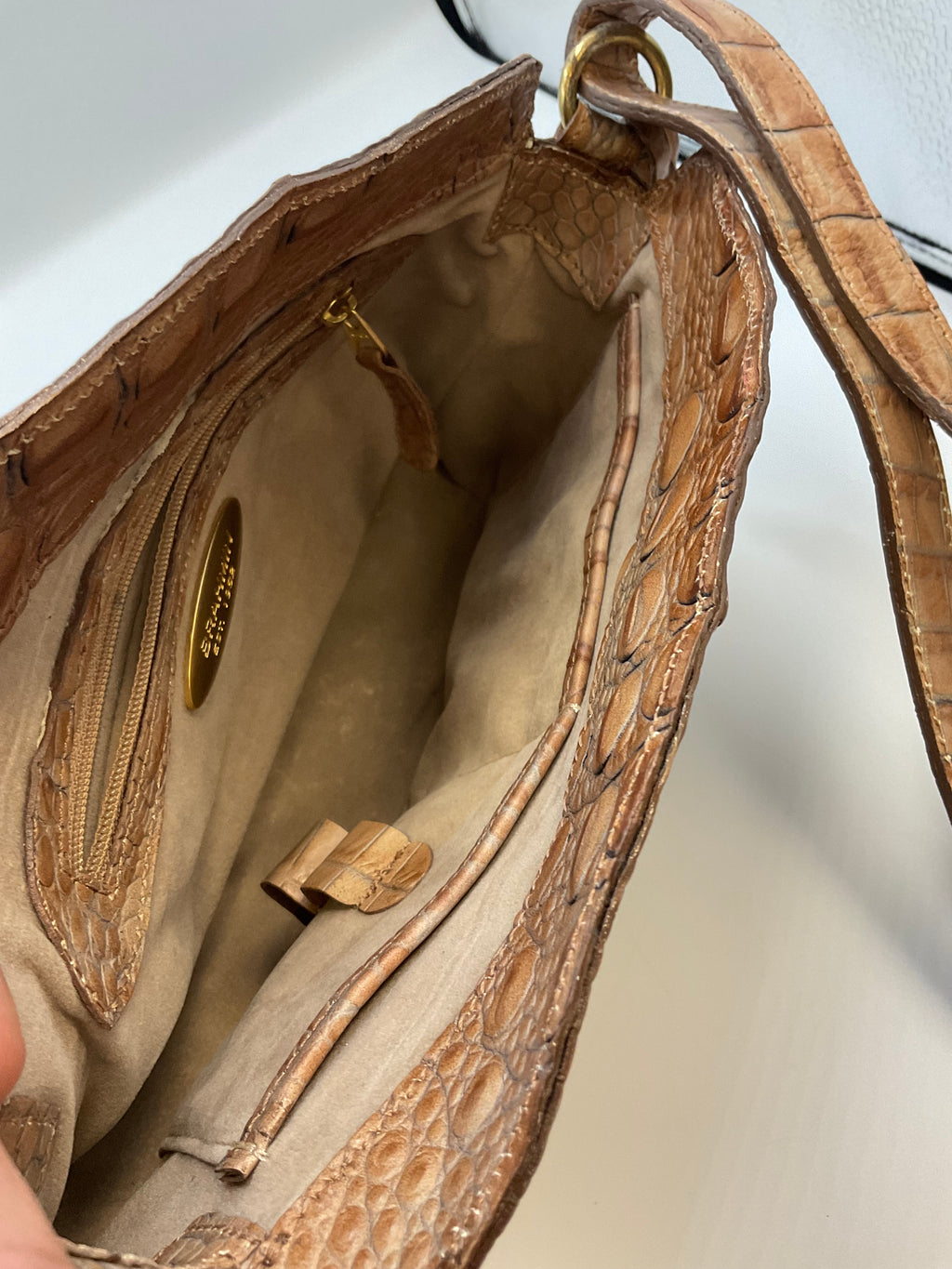Vintage Brahmin Crocodile Embossed Leather Shoulder Bag Pecan Brown