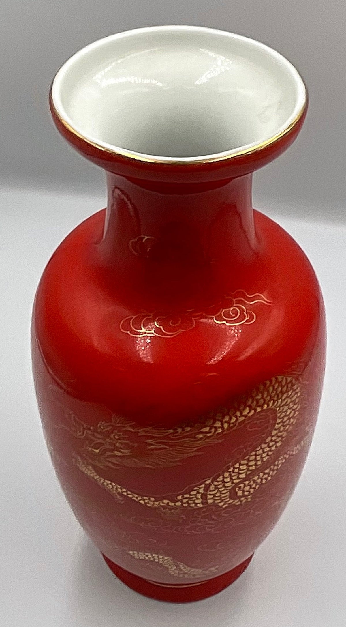 Dragon Vase Gold Gilded Red Glaze Shangcheng Reikin Tai Hwa Pottery