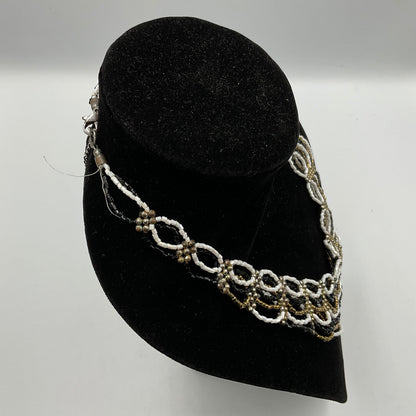 White/Gold/Black Design Chain Necklace