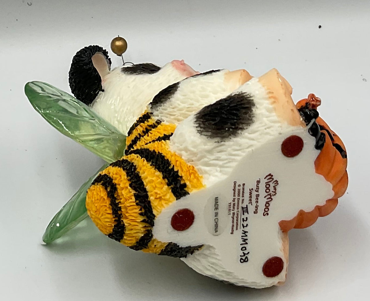 Enesco Mary's Moo Moos Busy Bee-ing Sweet Halloween Cow Figurine #731811