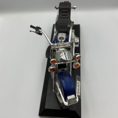 Harley Davidson Blue Maisto 1:18 Scale Die-cast Replica