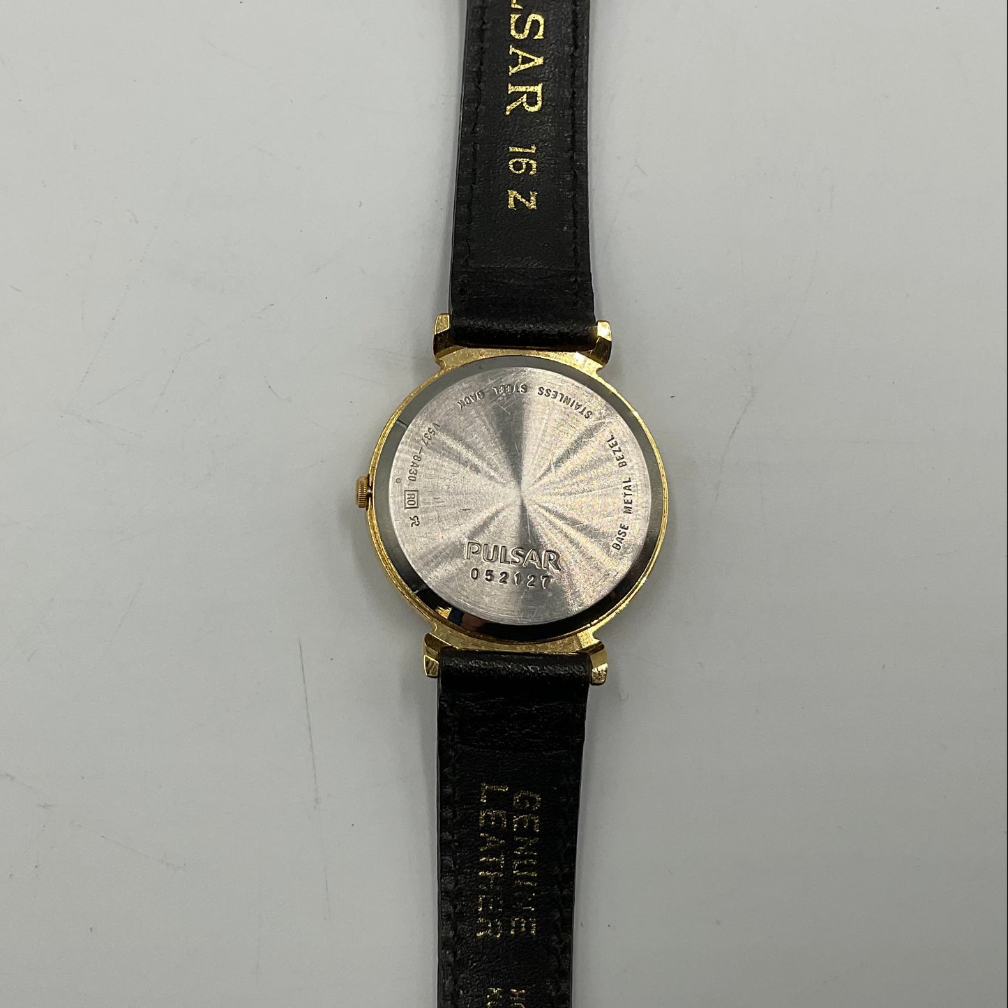 Disney Vintage Mickey Mouse Pulsar Analog Quartz Watch