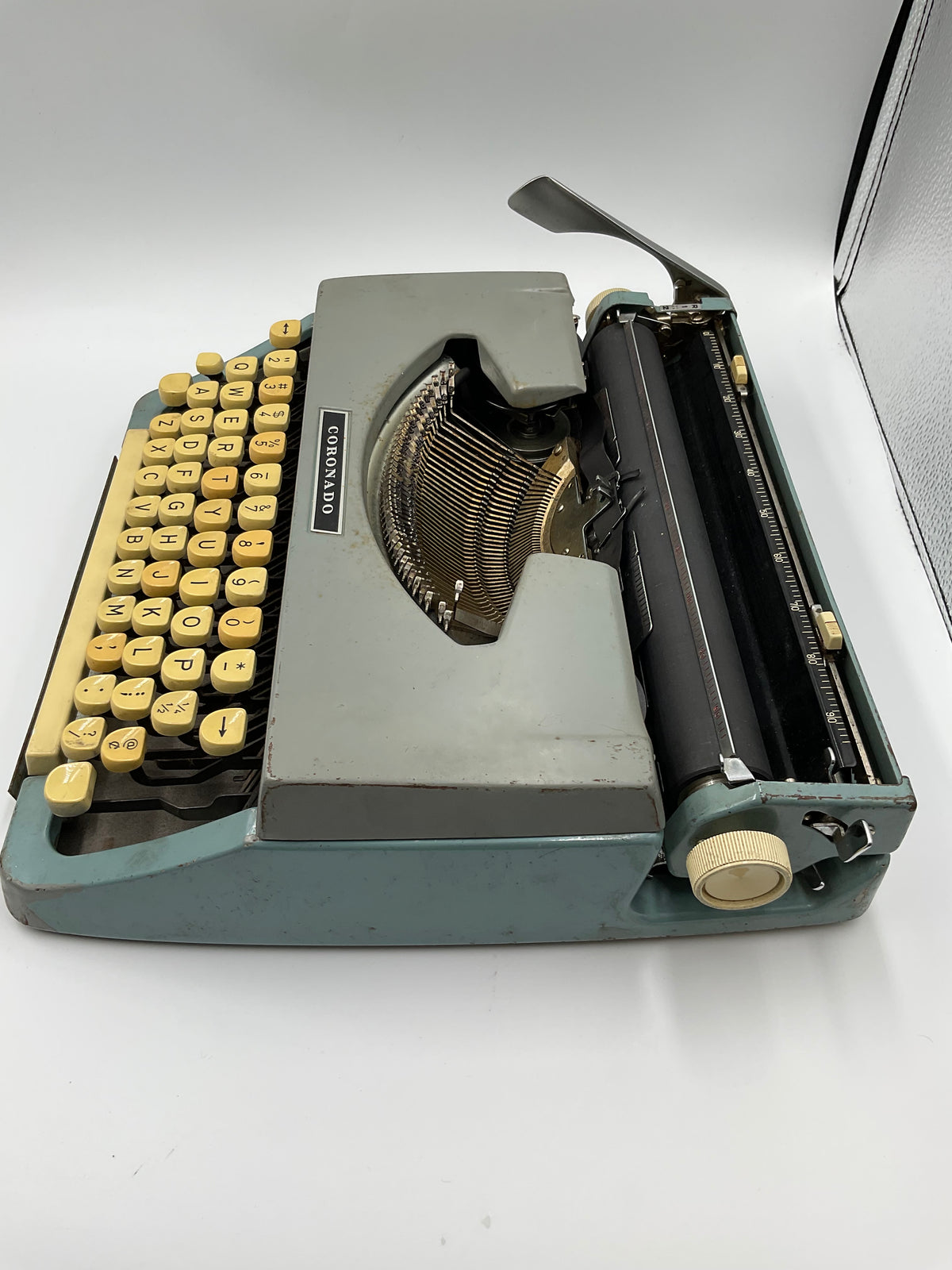 Vintage Coronado Brother Portable Manual Typewriter Blue w/ Hard Case