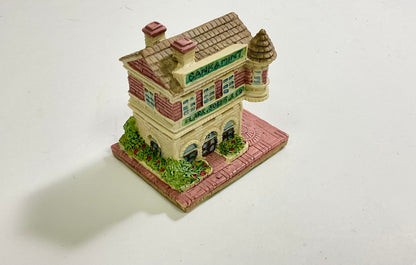 Vintage Liberty Falls Americana Collection Bank and Mint