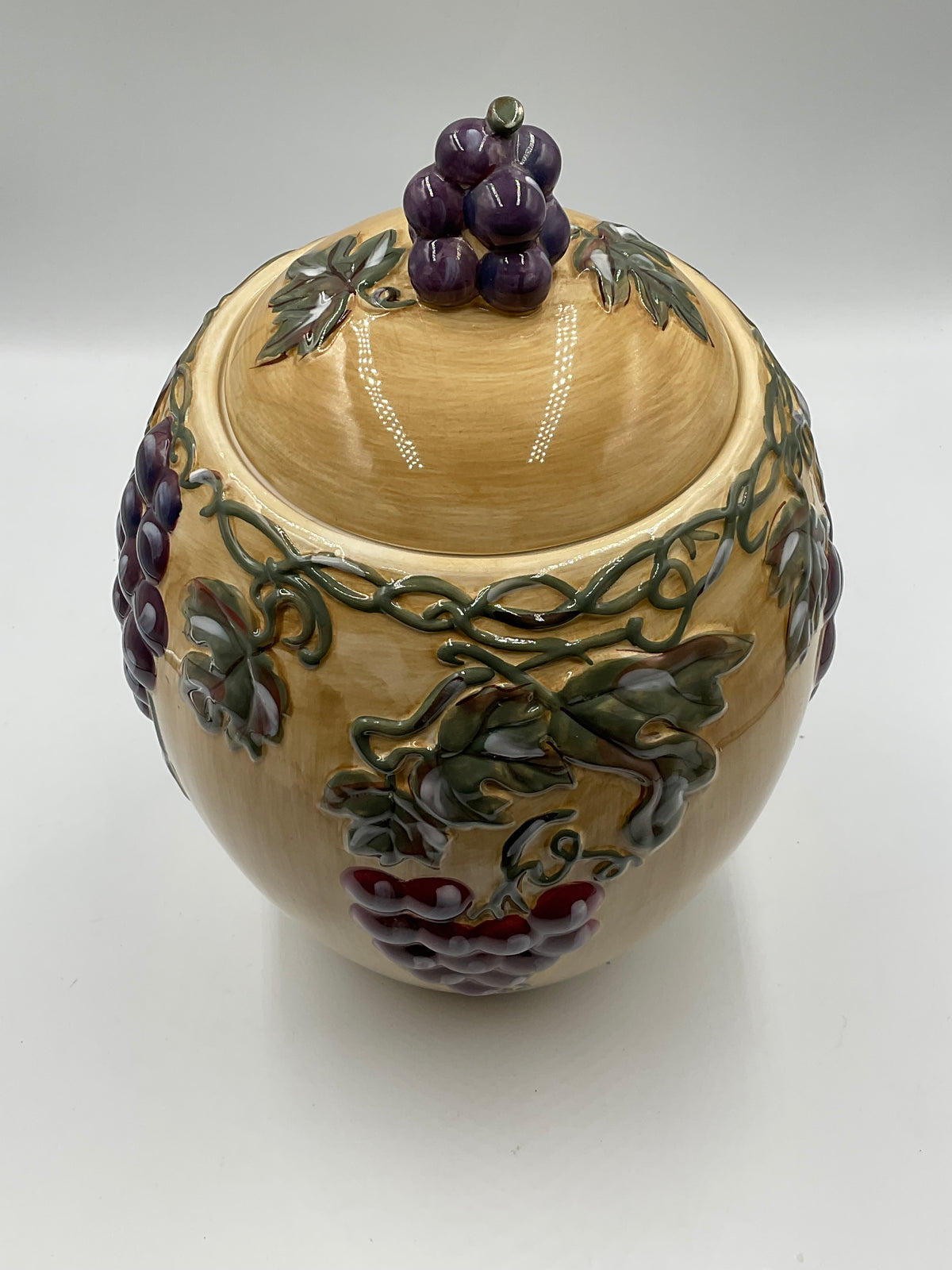 Noble Excellence Meritage Large Grape Vine Ceramic Canister w/ Lid 12.375"