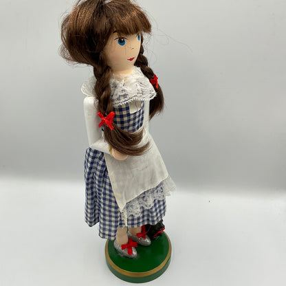 Dorothy And Toto 14 Inch Nutcracker