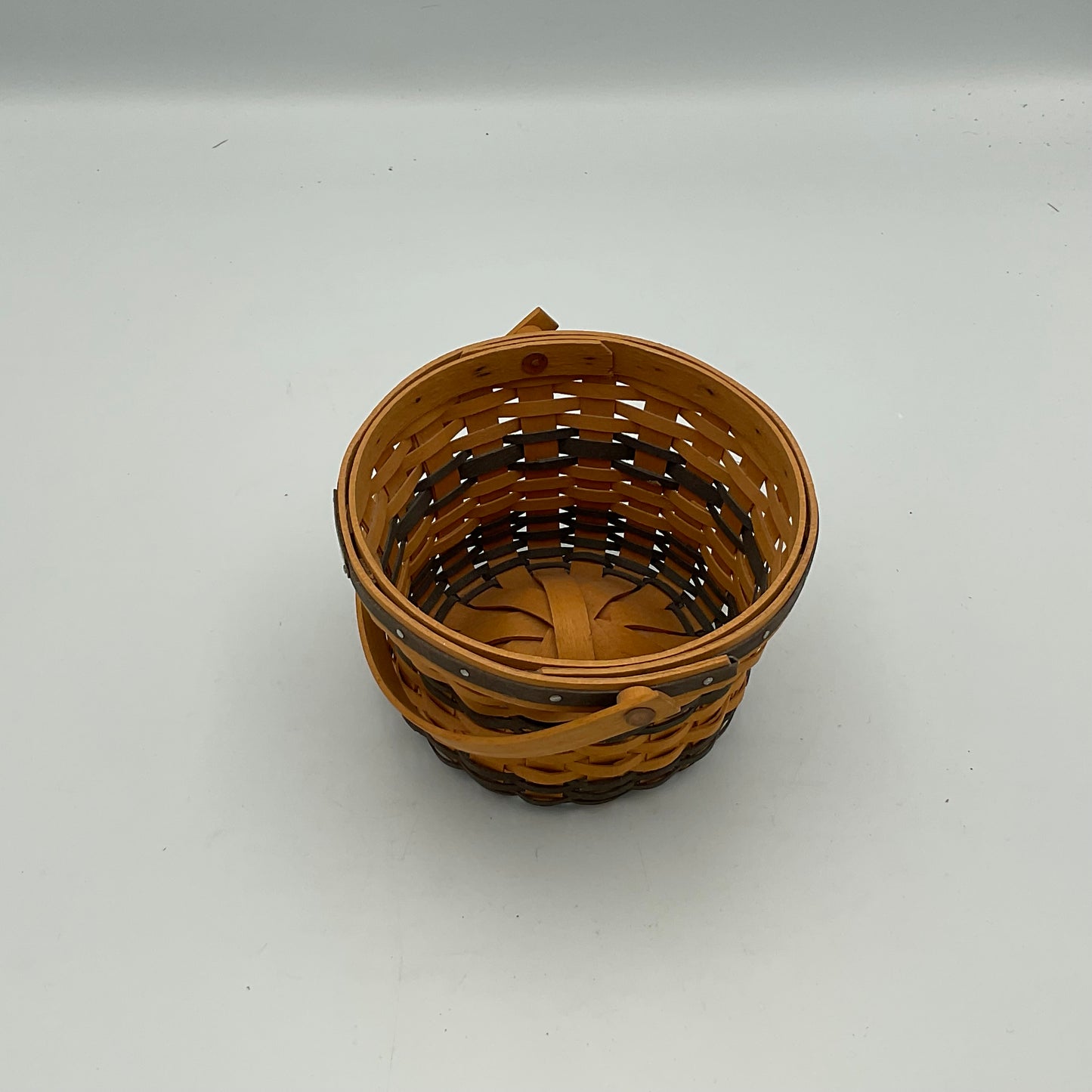 Small Round Wooden Longaberger Apple Basket