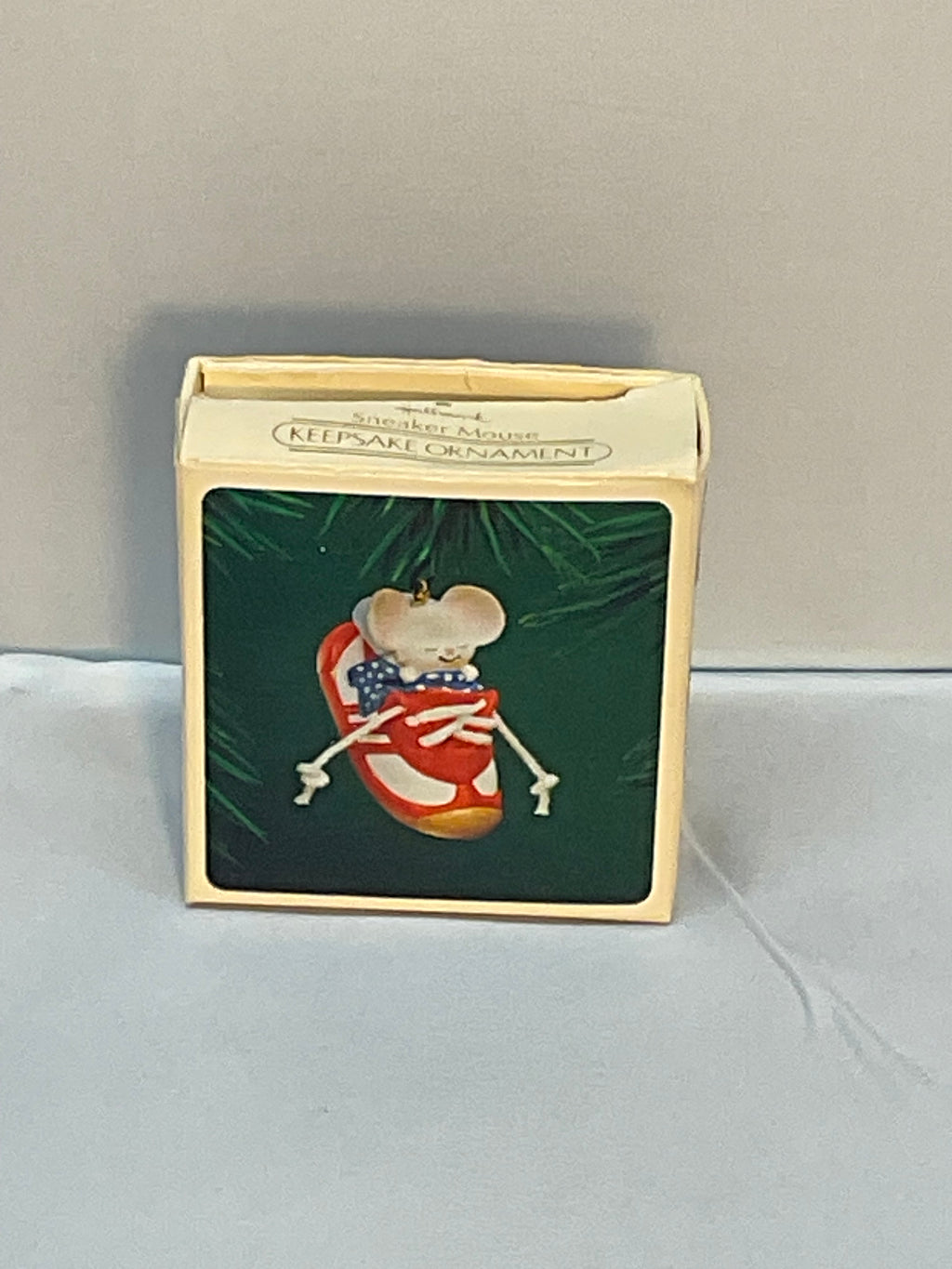 1983 Hallmark Keepsake Christmas Ornament Sneaker Mouse Vintage w/Box