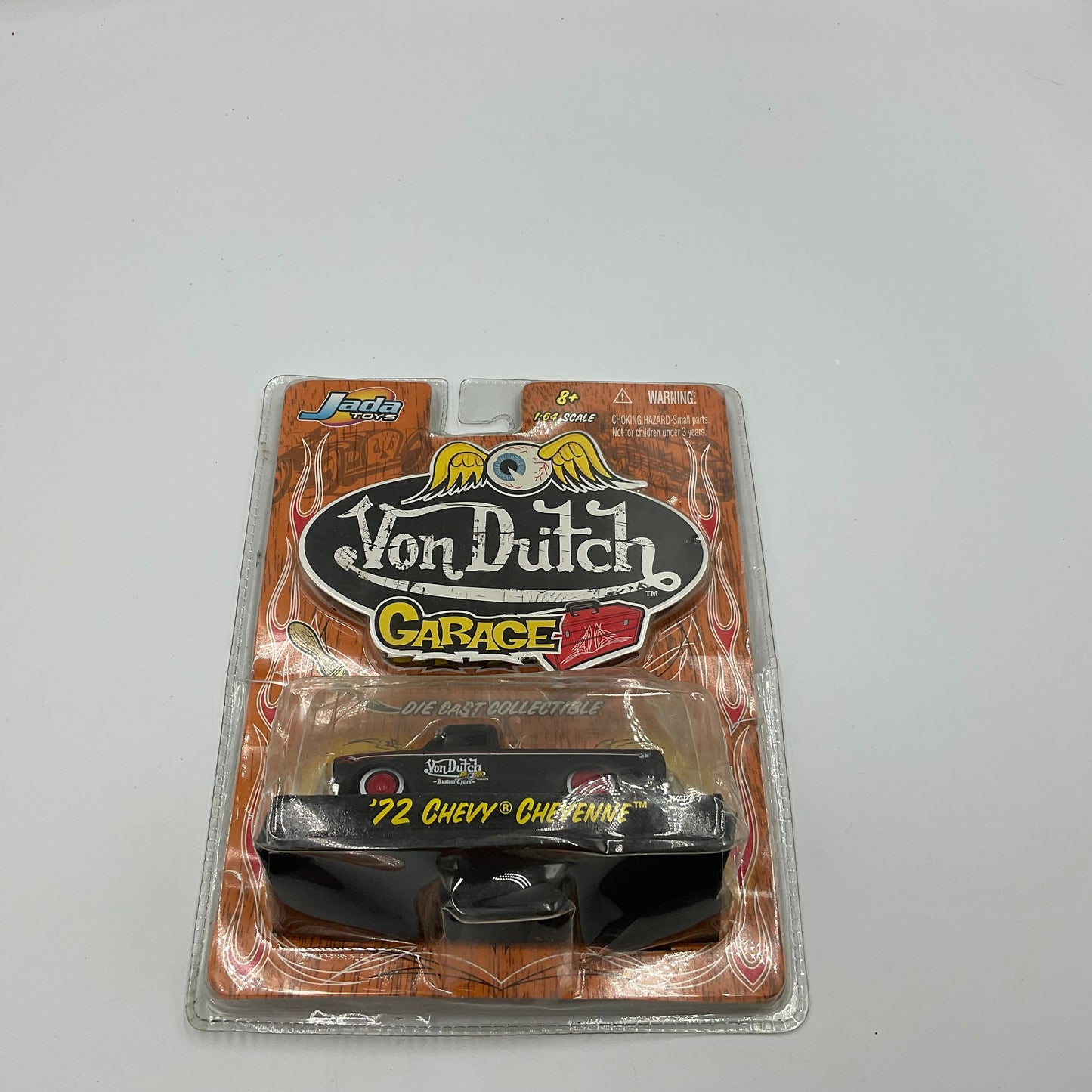 Jada Toys Von Dutch Garage 1972 Chevy Cheyenne