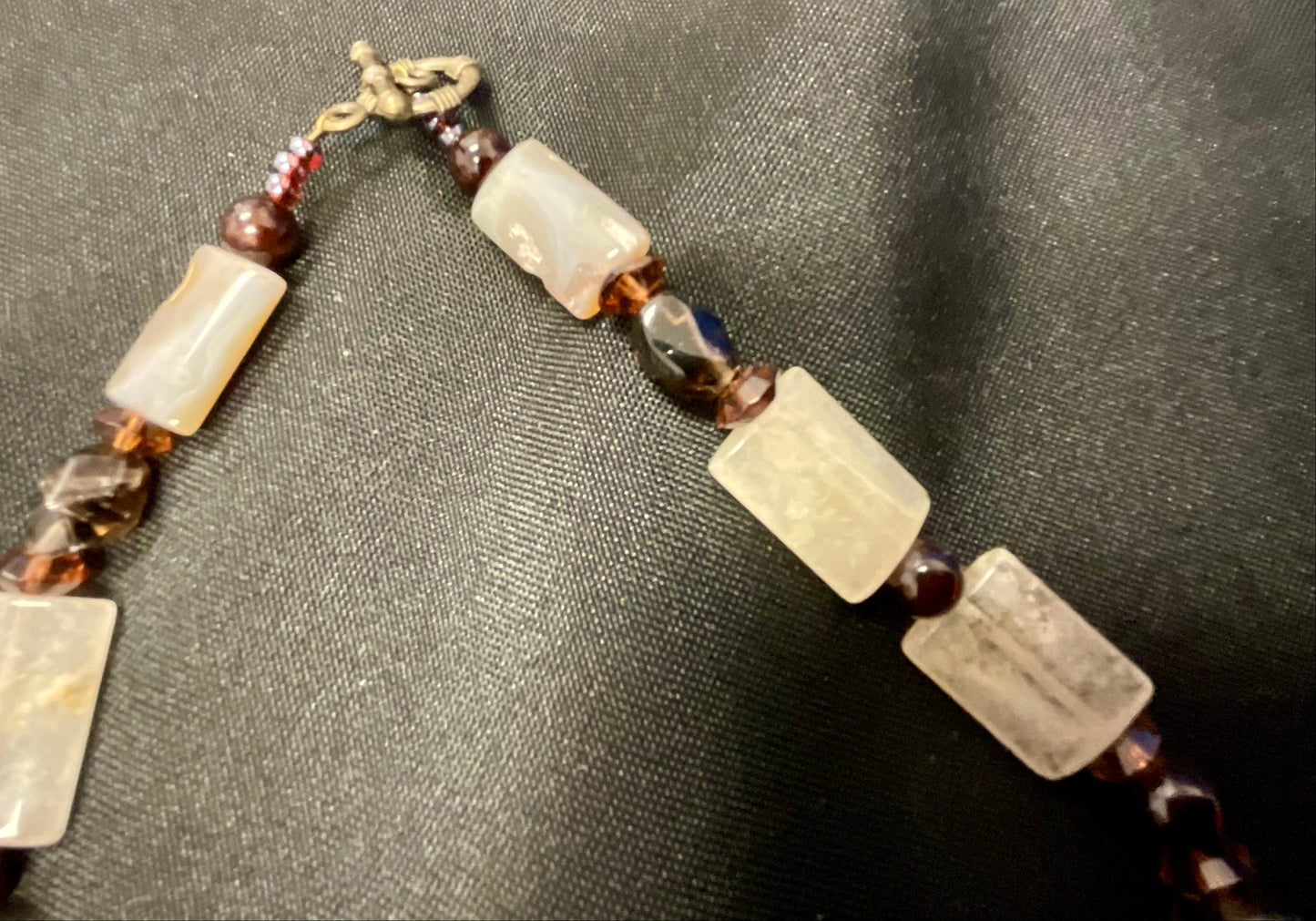 Flat Square Marbled Quartz-Like Stone Beaded Fashion Necklace Bar and Toggle Clasp 19.5 Inches