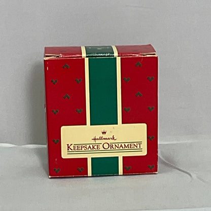 1985 Hallmark Keepsake Ornament Mouse Wagon w/Box