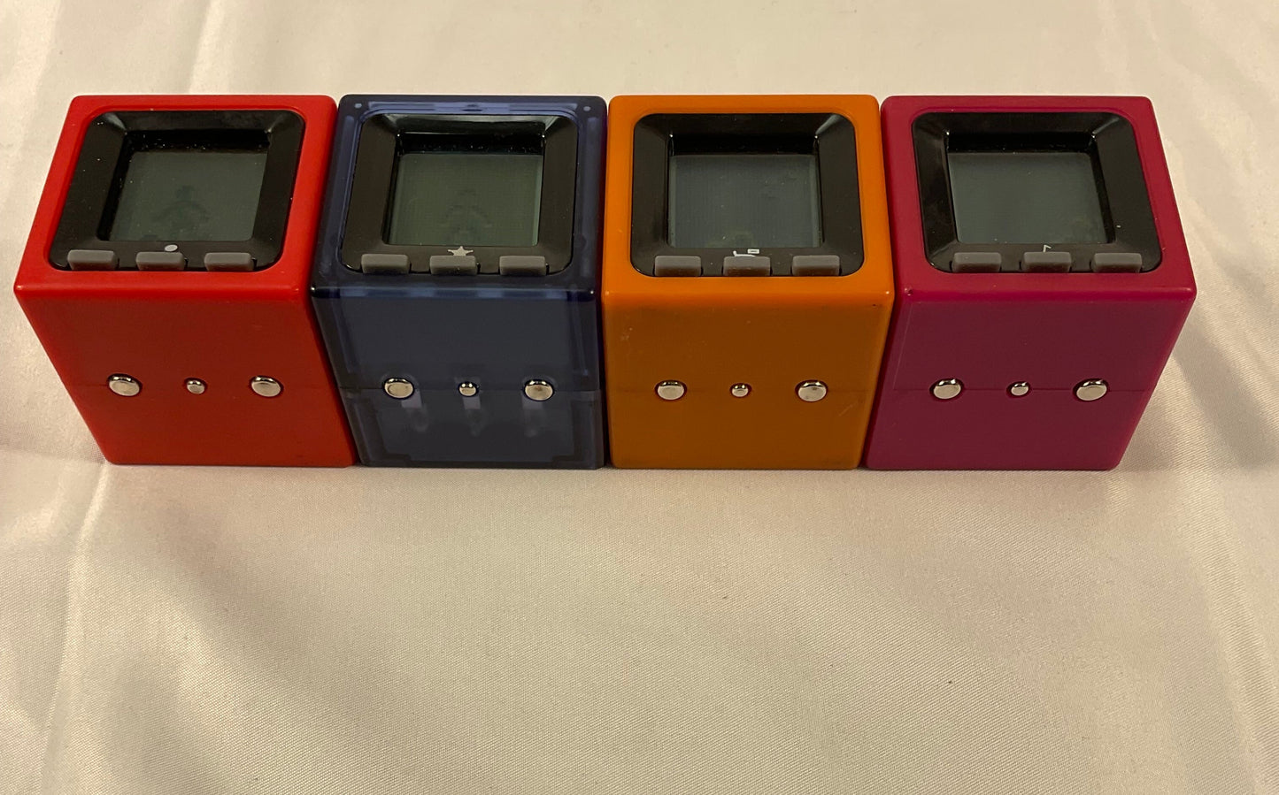 Radica Cube World Set of 4 Vintage Handheld Electronic Games Toys Working New Batteries