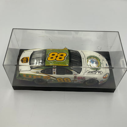 Dale Jarrett Autographed 1:24 Scale Die-Cast Model Car NASCAR #88 Replica