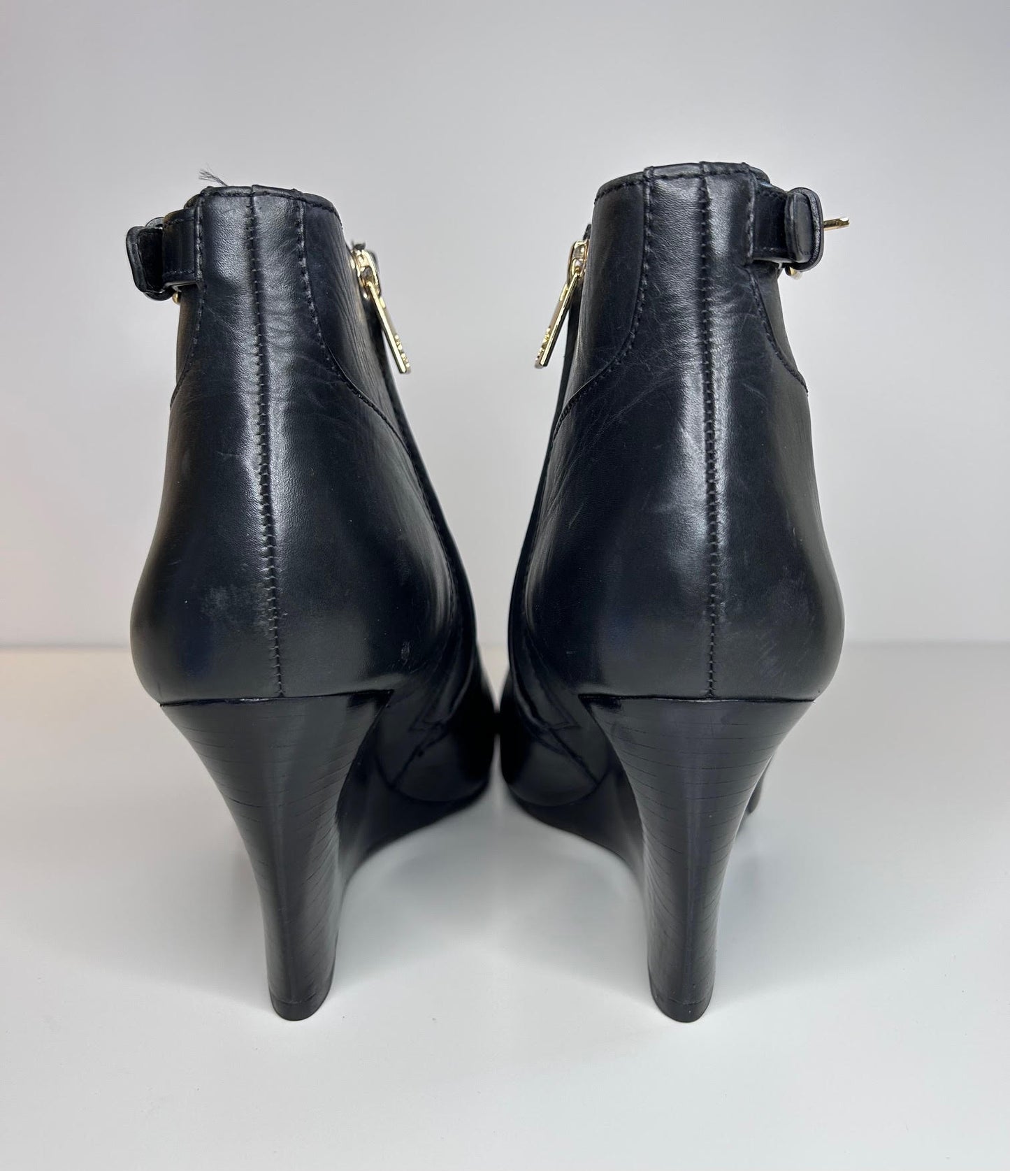 Tory Burch Milan Wedge Black Leather Bootie Womens Shoes Size 10.5 Not in Original Box