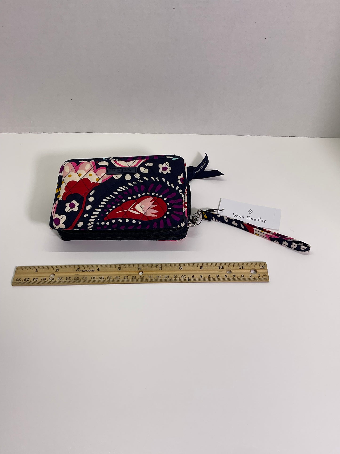 Vera Bradley RFID 3-in-1 Crossbody Painted Paisley NWT