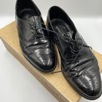Johnston & Murphy Black Leather Wingtip Size 9M Dress Shoes