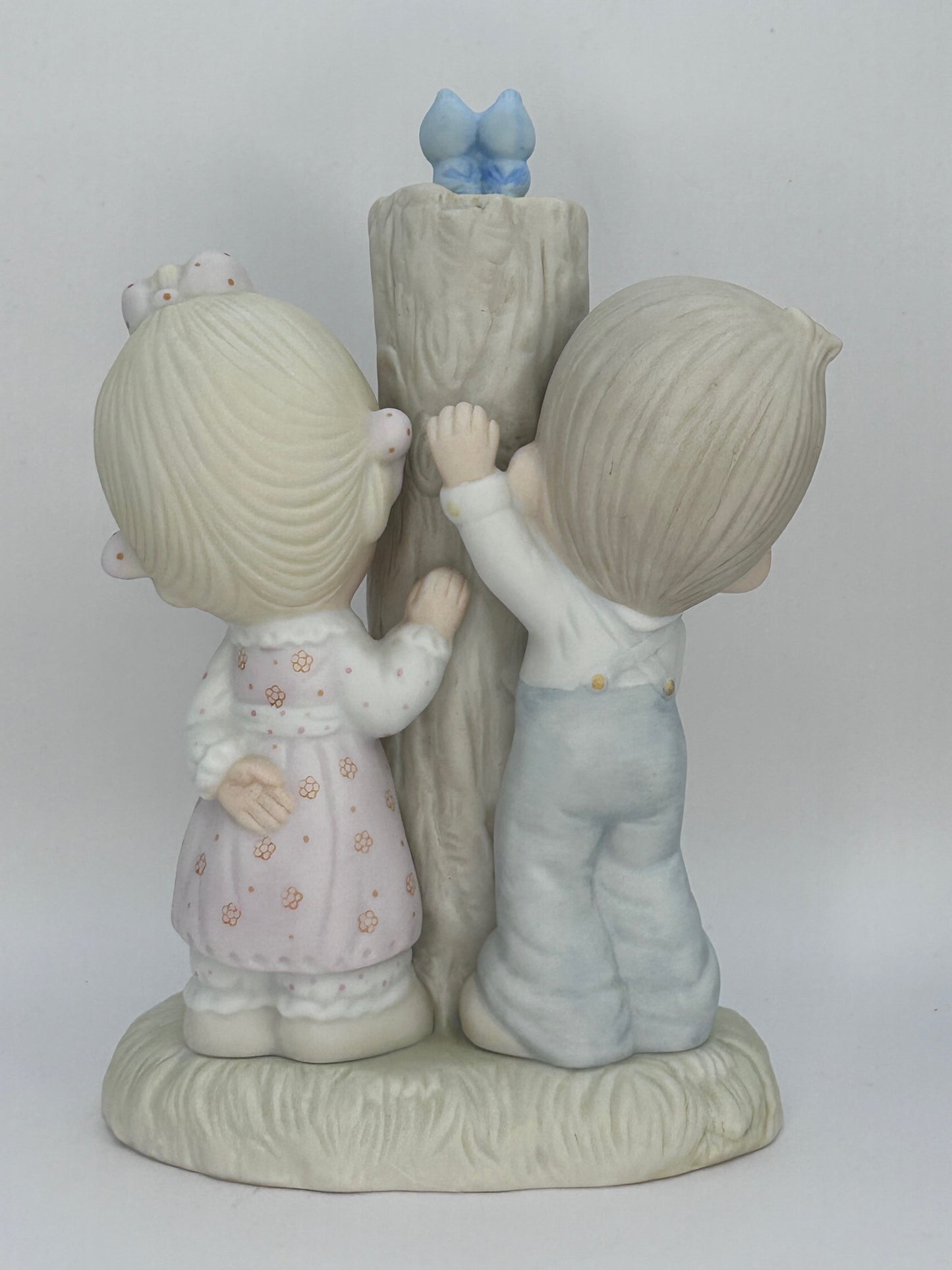 Precious Moments Vintage 1979 Thee I Love Hand Painted Porcelain Collectible Figurine Original Box Mint