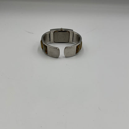 Vintage Japan Movement Watch Base Metal Bezel Women Tone Quartz Watch Spring Clasp Band