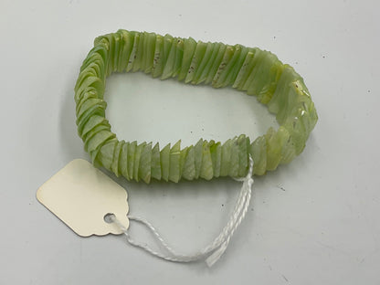 Vintage Green Shell Stretch Bracelet