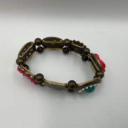 BOHO Style Stretch Bracelet With Flowers