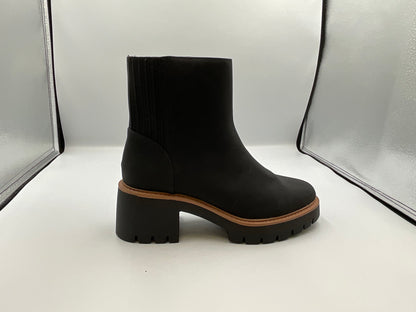 a.n.a (A New Approach) "Marie" Block Heel Booties