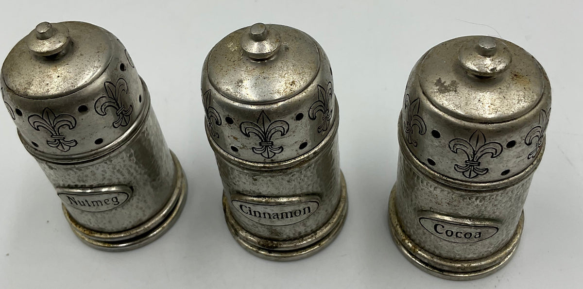 Vintage Hammered Sliver Tone Spice Shakers (Cinnamon, Cocoa & Nutmeg)