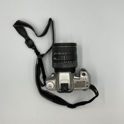 Minolta Maxxum STsi 35mm SLR Film Camera w/ Sigma 28-200mm Untested