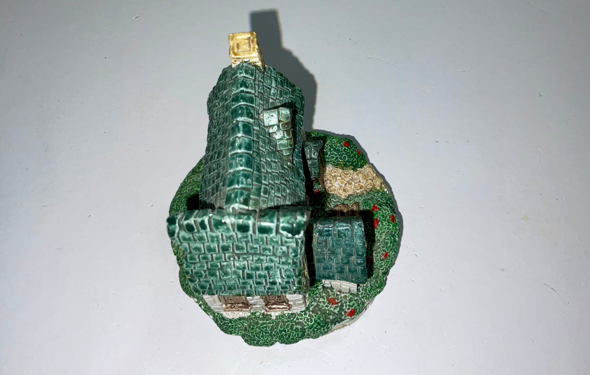 1987 Cornwall Cottage Hampshire Manor Cottage Figurine