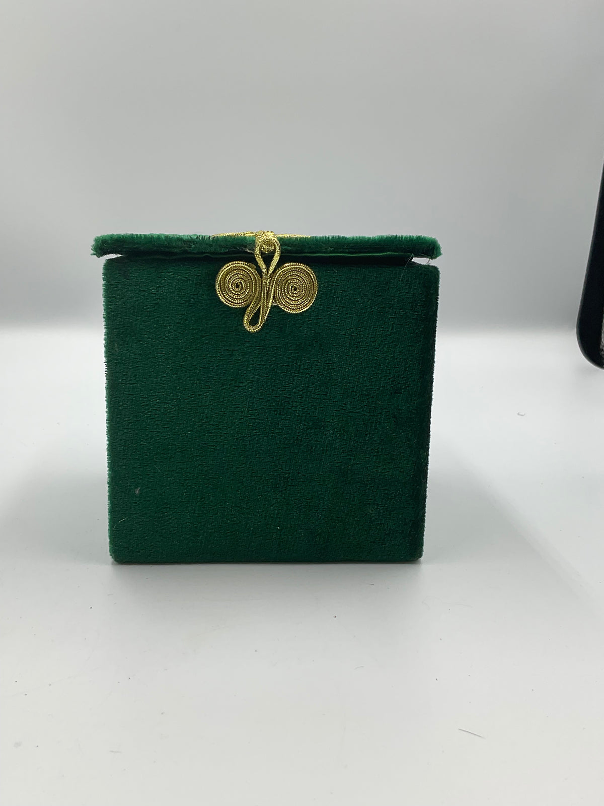 Pier 1 Li Bien Nativity Christmas Ornament Hand Painted Inside Glass Green Box