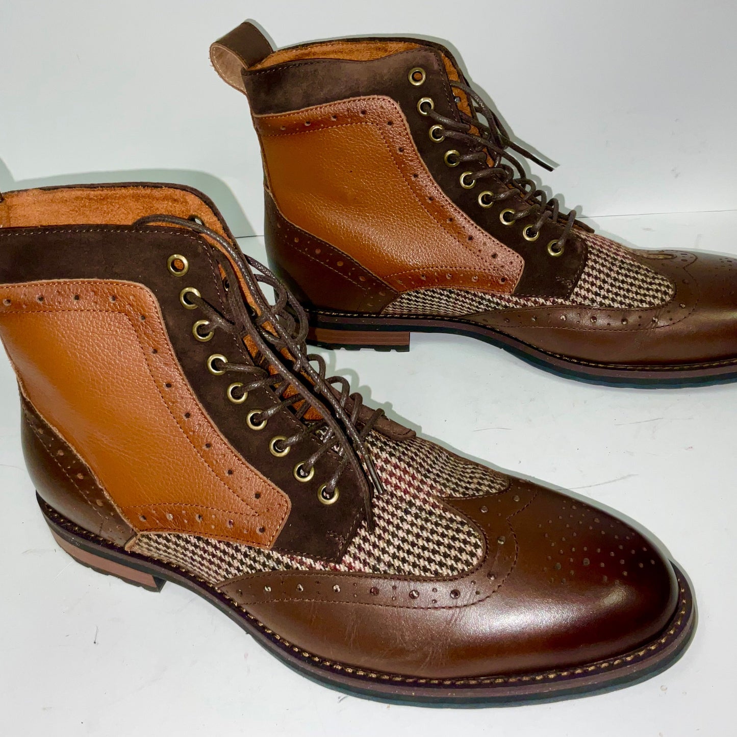Stacy Adams Men's Finnegan Wingtip Lace Up Boot Size 10