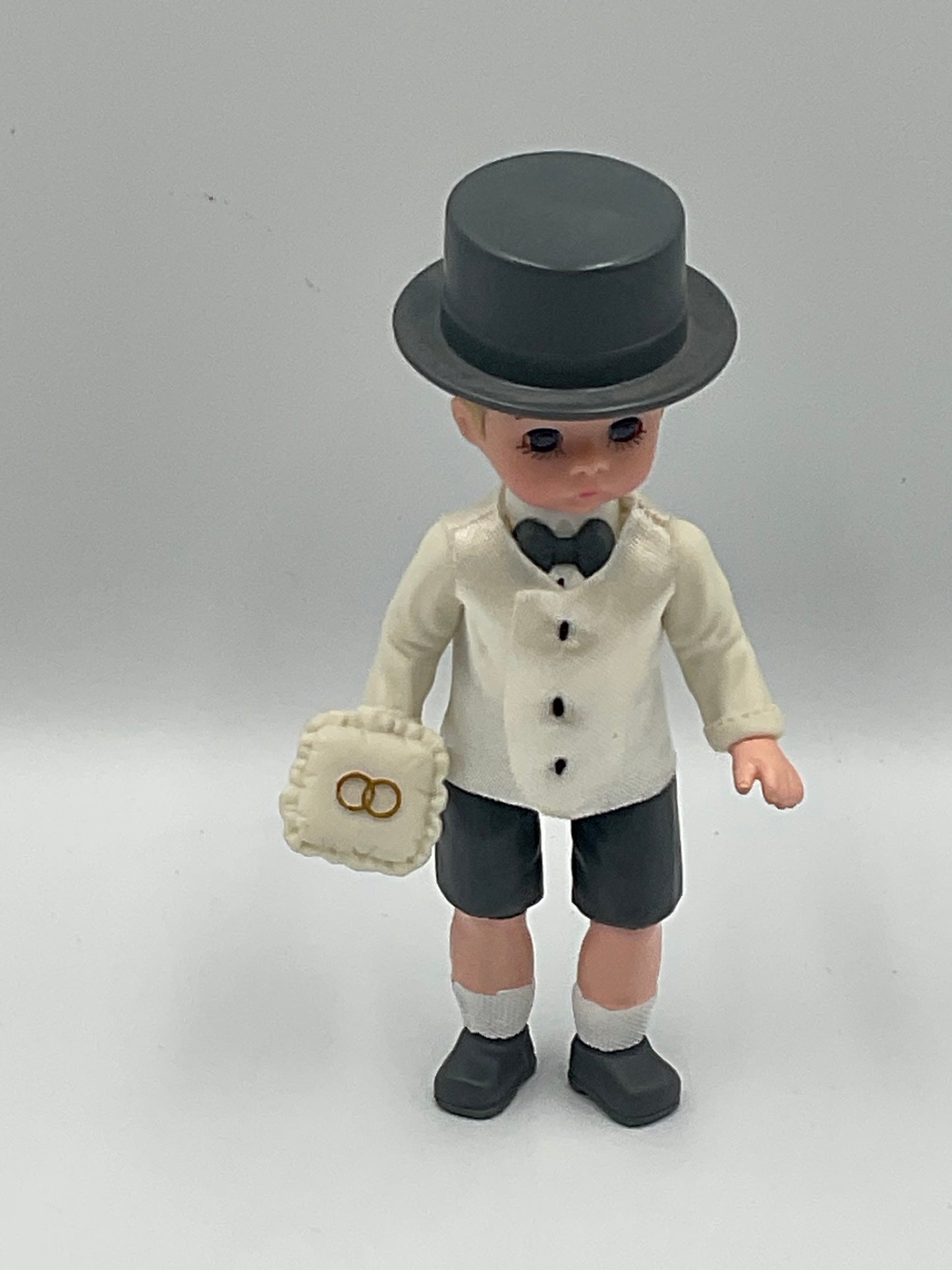 Vintage Madame Alexander Ring Bearer Wedding  Doll Top Hat Ring Pillow Original Outfit