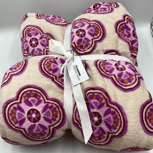 Vera Bradley Oversized Throw Blanket 66X94