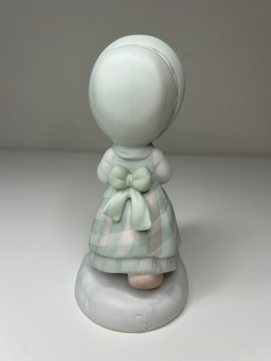 Precious Moments December Vintage 1988 Porcelain Figurine Original Box Mint