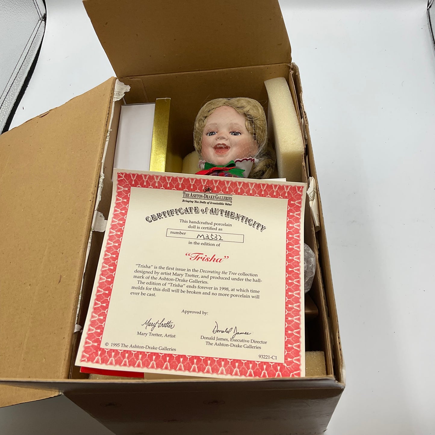Ashton-Drake Galleries Trisha Doll 13 Inches Tall in Original Box